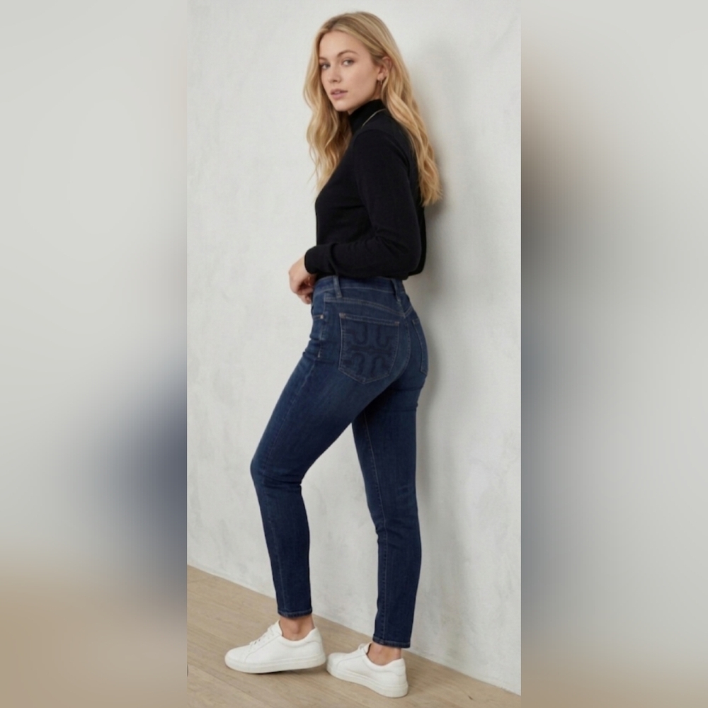 ✨ Tory Burch Super Skinny Dark Wash Logo Jeans | Size 30 ✨